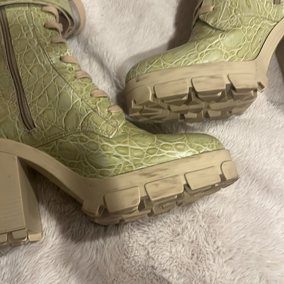 SCHUTZ SZ 10 Cream ROSLYN Laceup Platform Boots Booties.super comfy! - Picture 11 of 15